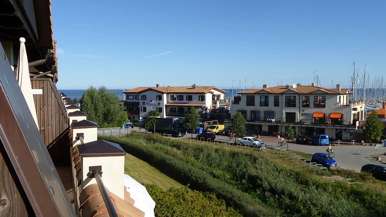 Blick auf die Hafenrestaurants Apartmentanlage Urlaubsräume - Wohnung 3.14