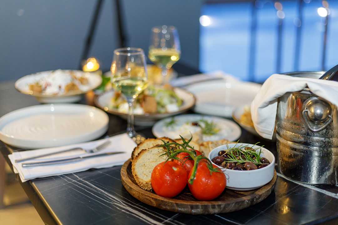 Gastro Hotel Yakinthos