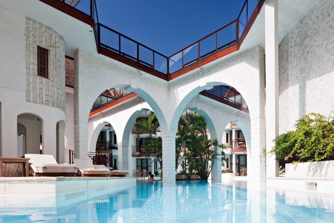 Pool Hotel Le Saint Alexis