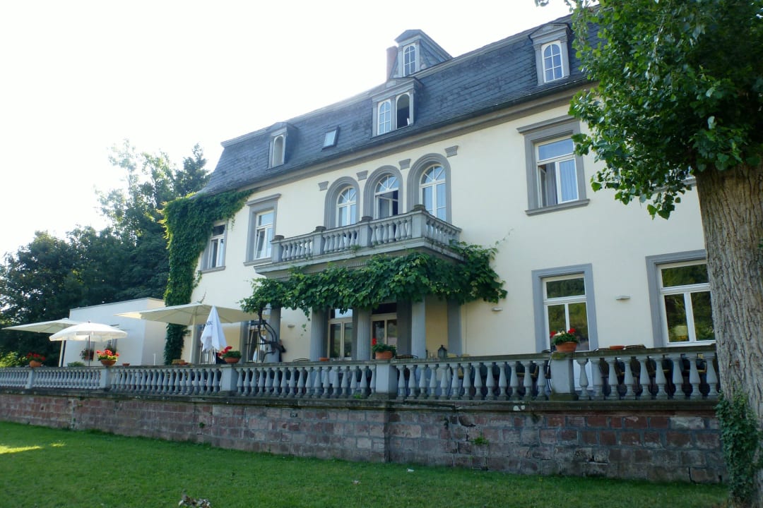 Restaurantterrasse Villa Keller by Erasmus