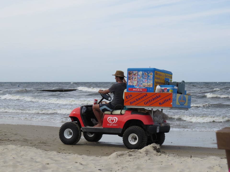 Mobile Versorgung am Strand  Hotel Wikinger