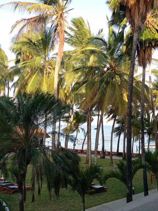 Strand Hotel Traveller's Club