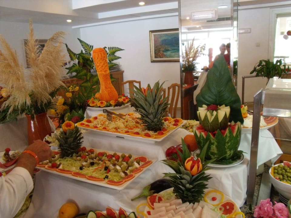 Buffet Gavimar La Mirada Club Resort