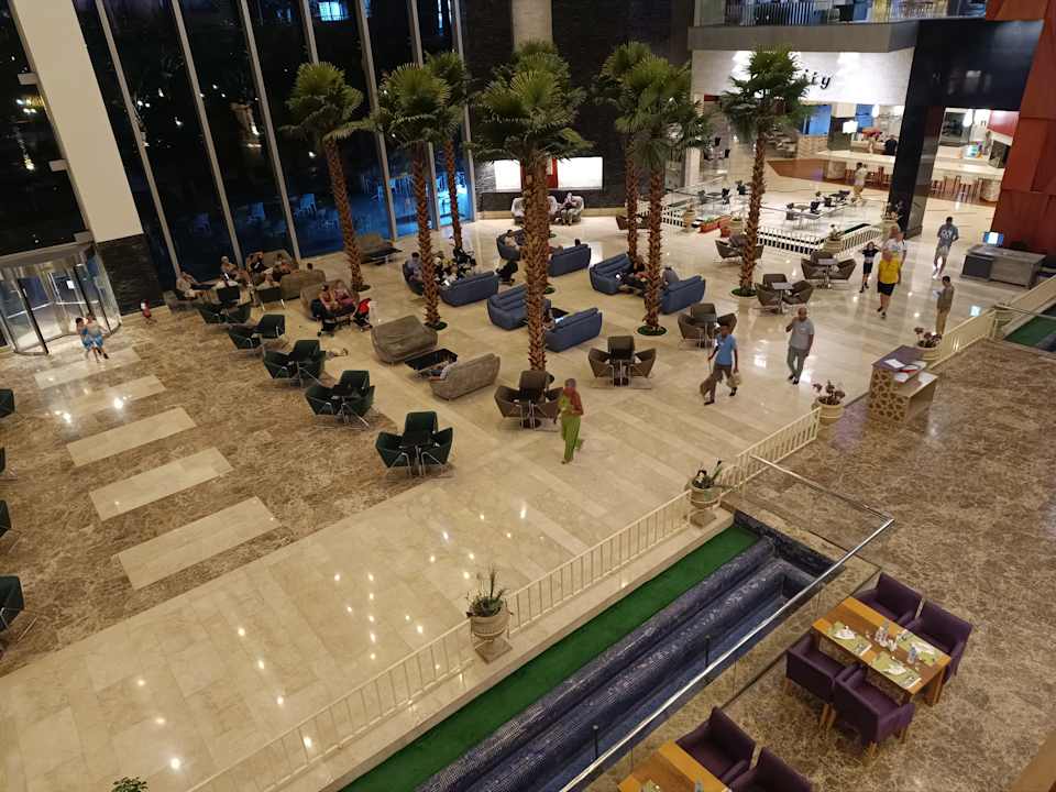 Lobby Serenity Alma Heights