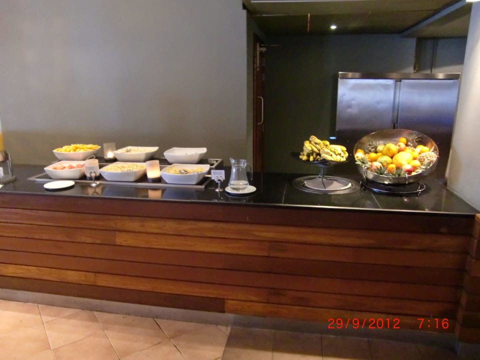 Obstbüffet Mauricia Beachcomber Resort & Spa