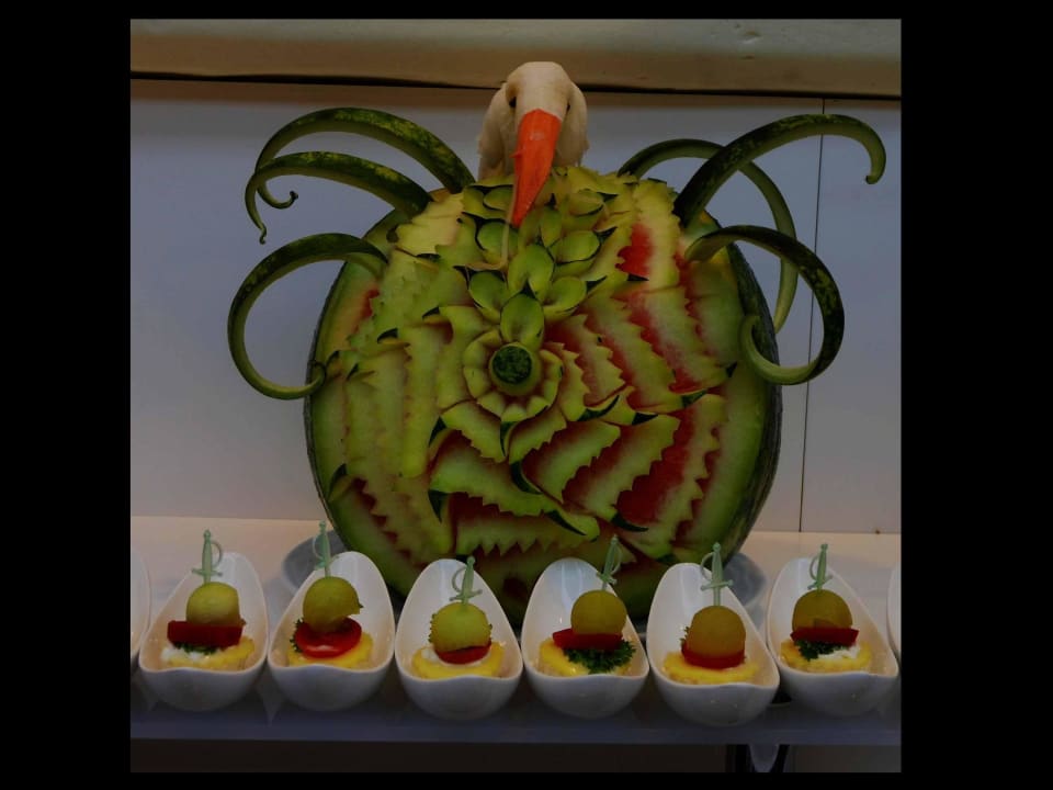 Deko Melone mit Häppchen Luna Blanca Resort & Spa