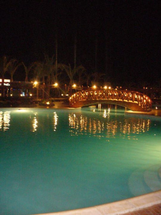 Вечером. Извините, что боком))) Riviera Aqua Park Resort