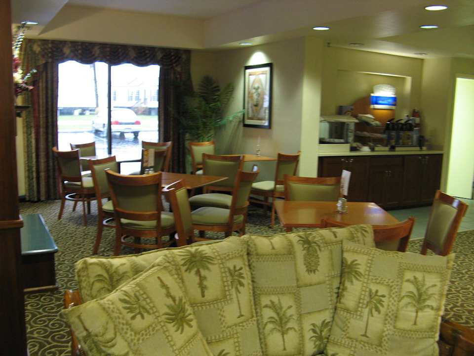 Holiday Inn Express Chiefland, Florida Hotel Days Inn Chiefland