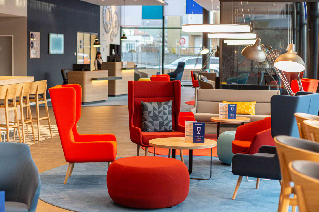 Lobby Holiday Inn Express Aarburg - Oftringen