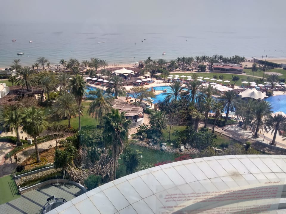 Außenansicht Hotel Le Meridien Al Aqah Beach Resort