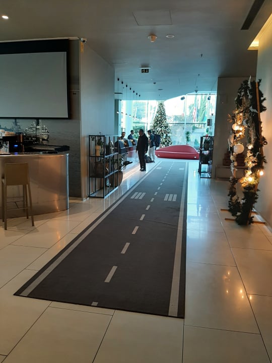 Lobby Meliá Lisboa Aeroporto