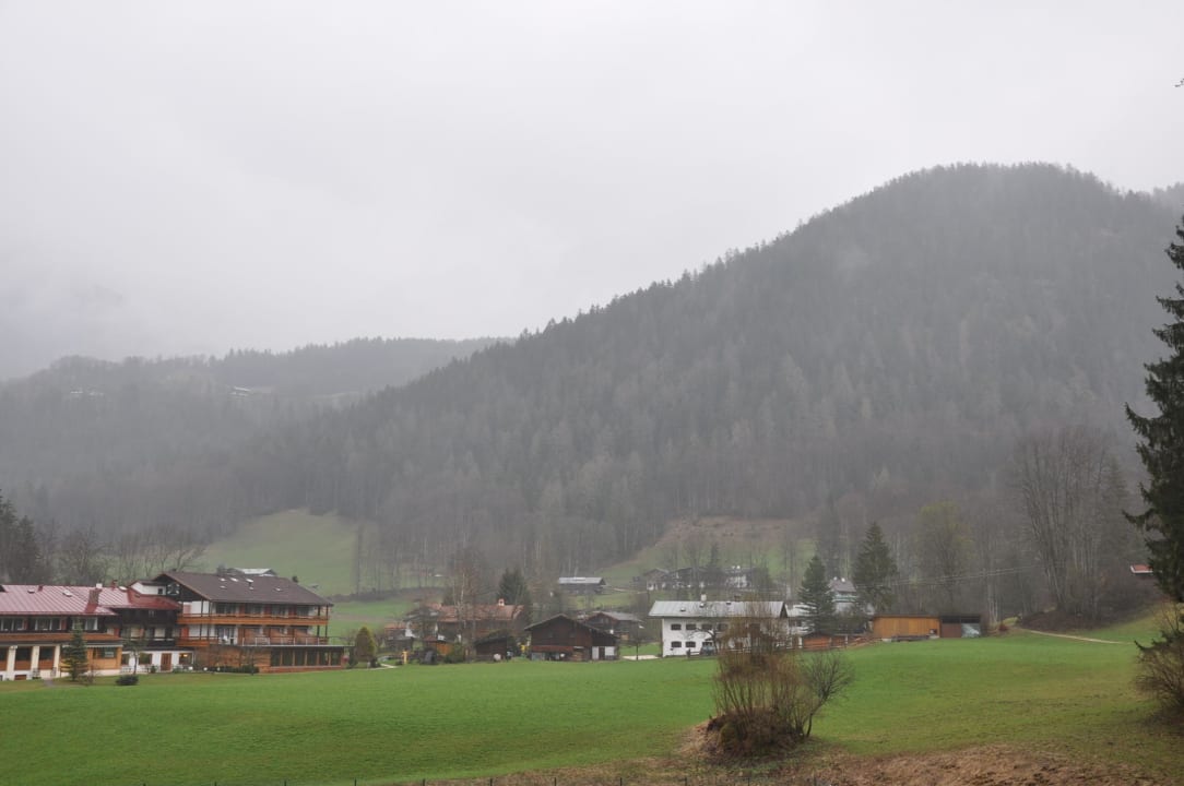 Landschaft Alm- & Wellnesshotel Alpenhof