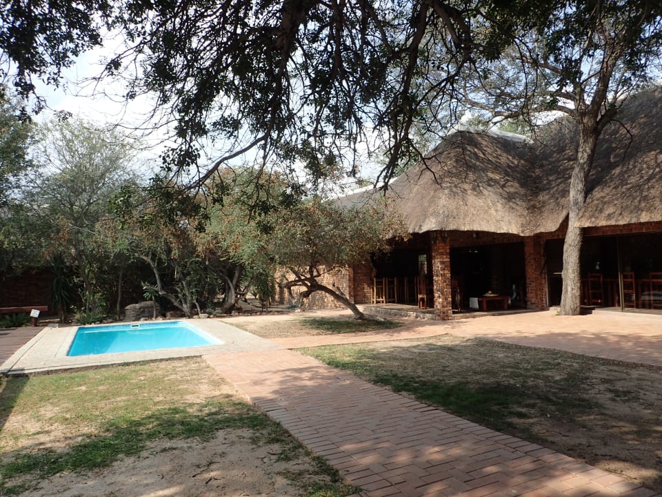 Gartenanlage Gomo Gomo Game Lodge