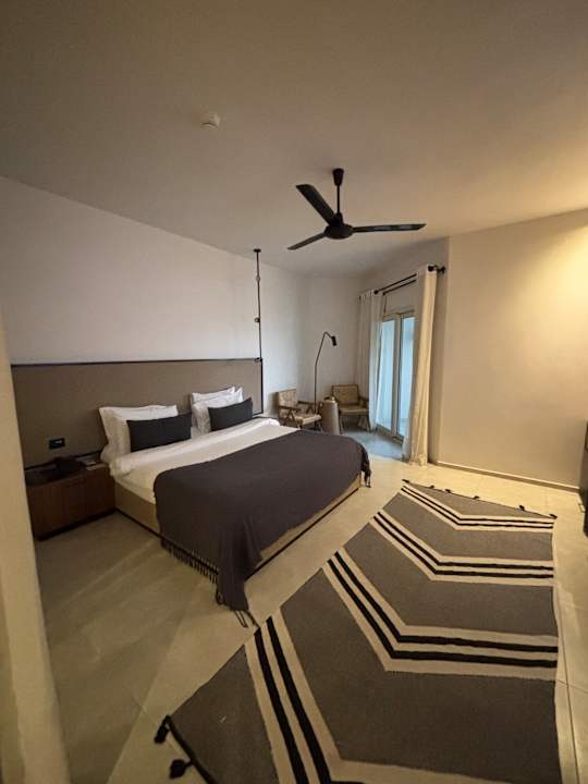 Zimmer Serry Beach Resort