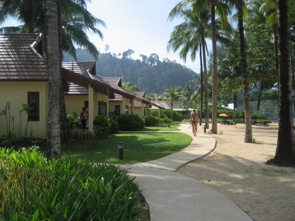 Ansicht der Beachbungalows Hotel Nang Thong Beach Resort 2