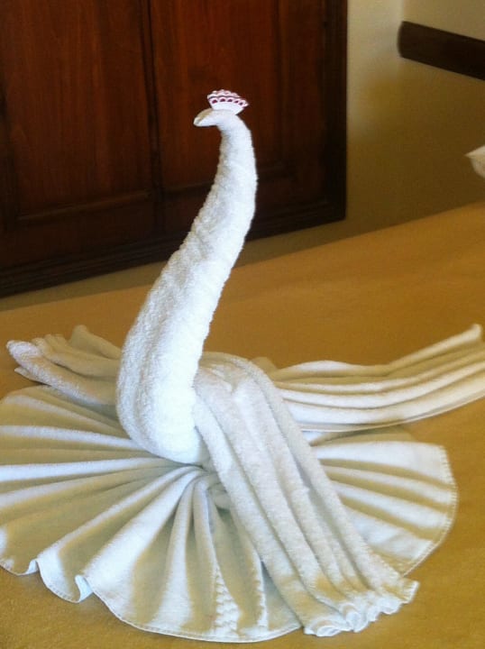 So werden die Betten hergerichtet Sunny Days Palma De Mirette Resort & Spa