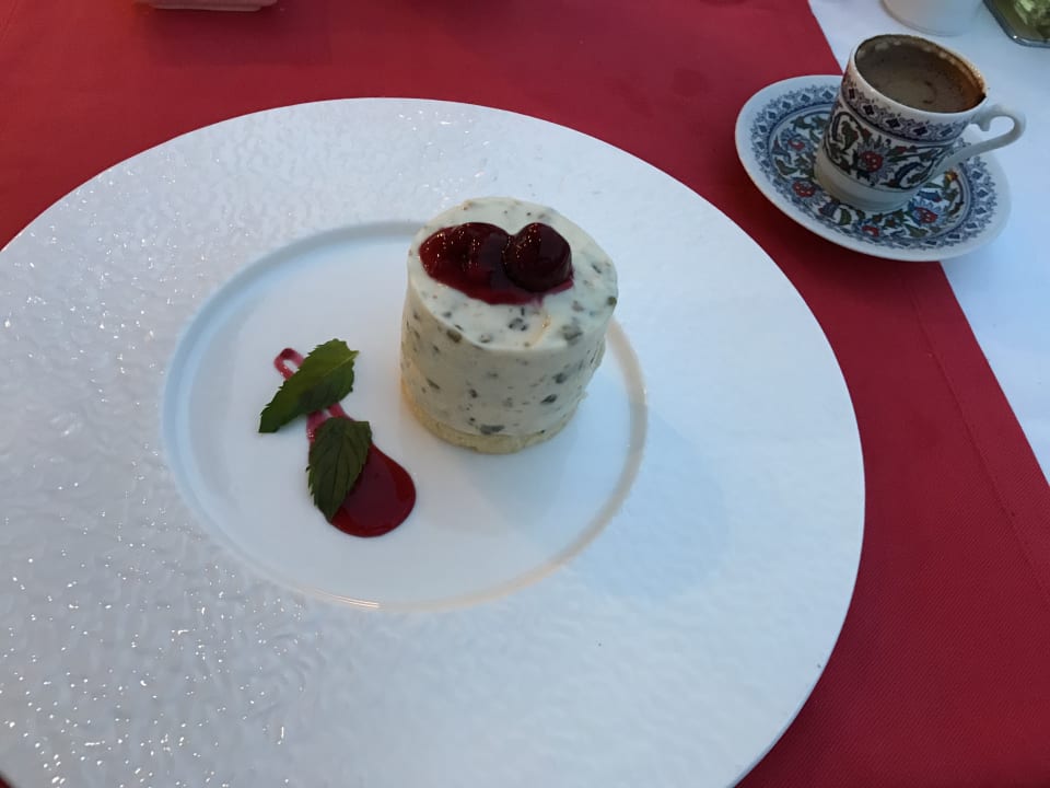 Gastro Xanadu Resort Hotel