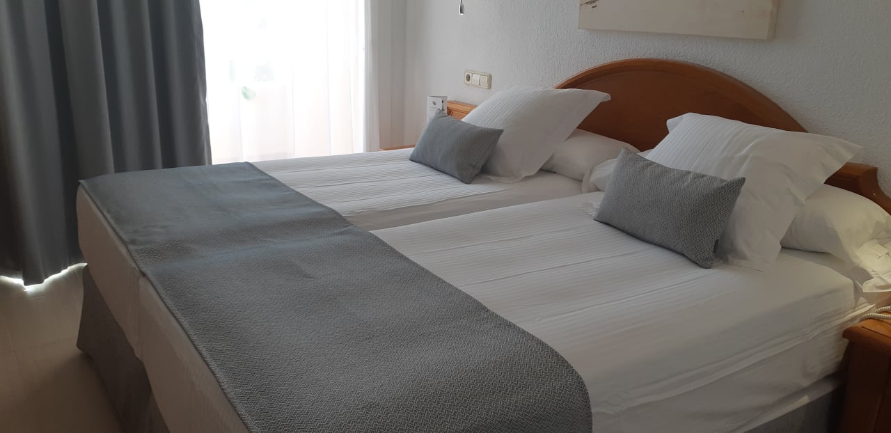 Zimmer Valentin Reina Paguera