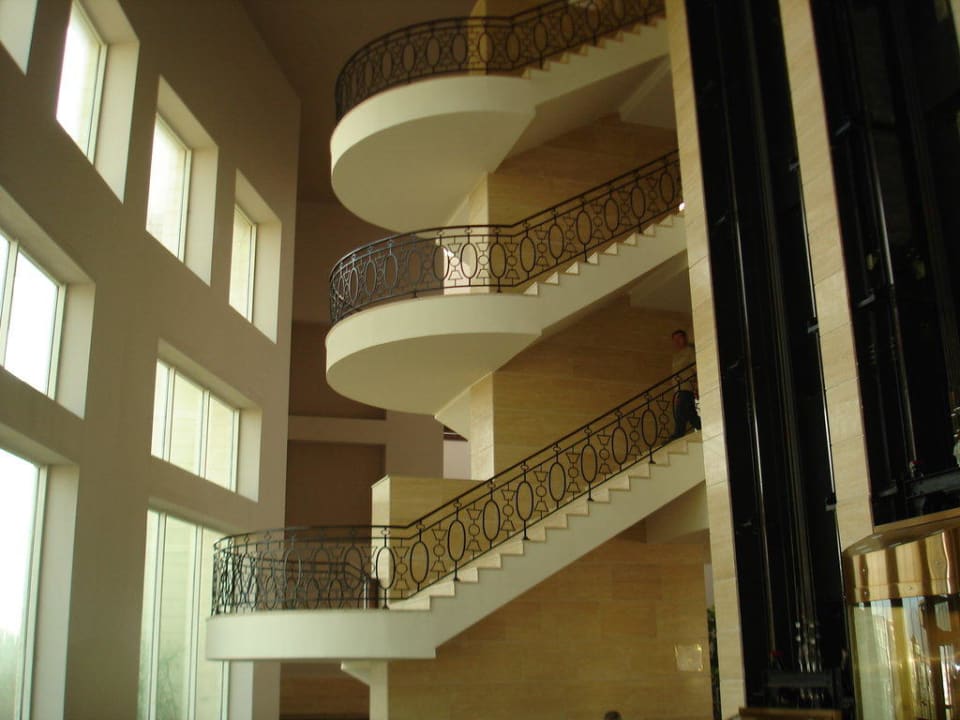 Schöne Treppenaufgänge Meder Resort Hotel