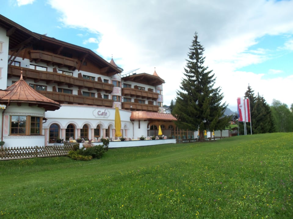 Gartenansicht Hotel Residenz Hochland