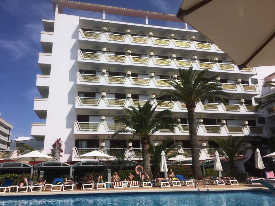 Blick auf die Zimmer allsun Hotel Cristóbal Colón