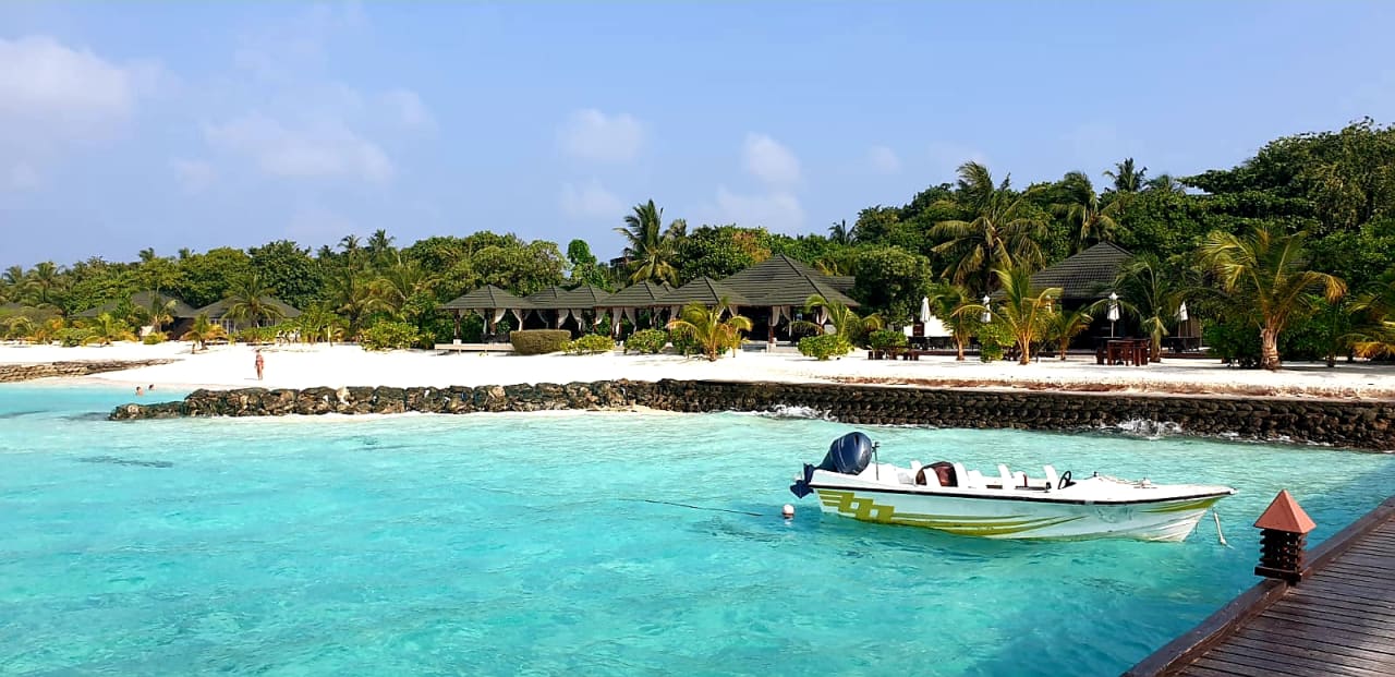 Strand Adaaran Select Meedhupparu Island Resort - Premium All Inclusive