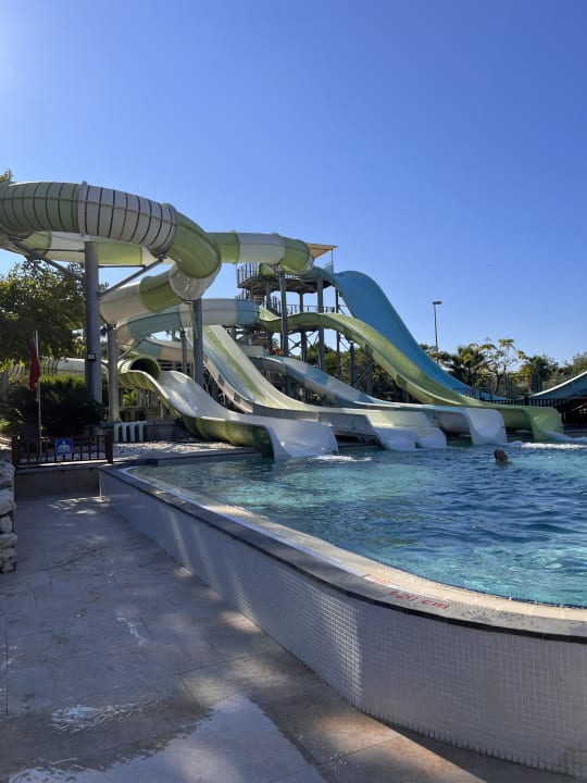 Pool Club Grand Side