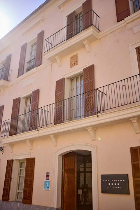 Außenansicht Can Ribera by Zafiro
