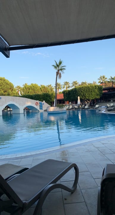 Pool Club Grand Side