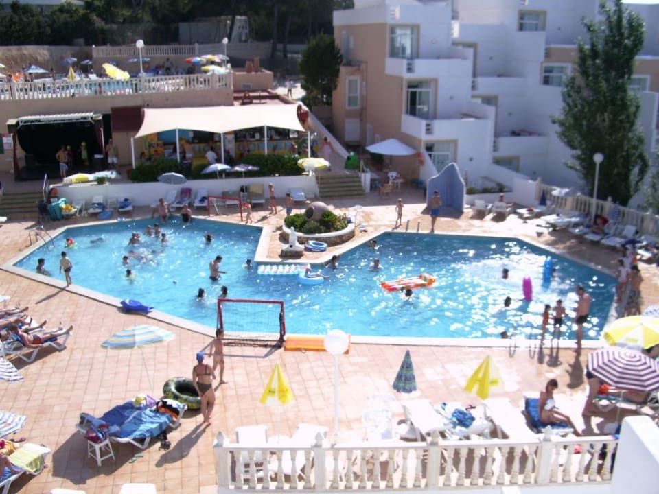 Blick auf den Pool Barceló Portinatx - Adults only