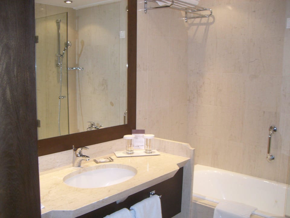 Badezimmer Atlantica Belvedere Resort