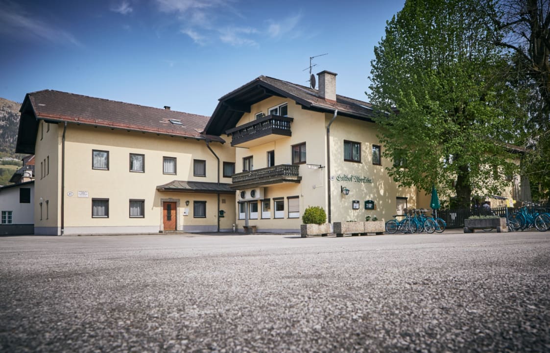 Außenansicht Boutique-Gasthof UEBERFUHR