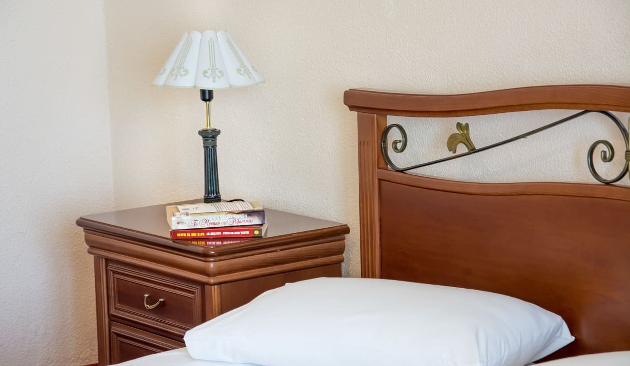 Zimmer Golden Alexandros Hotel