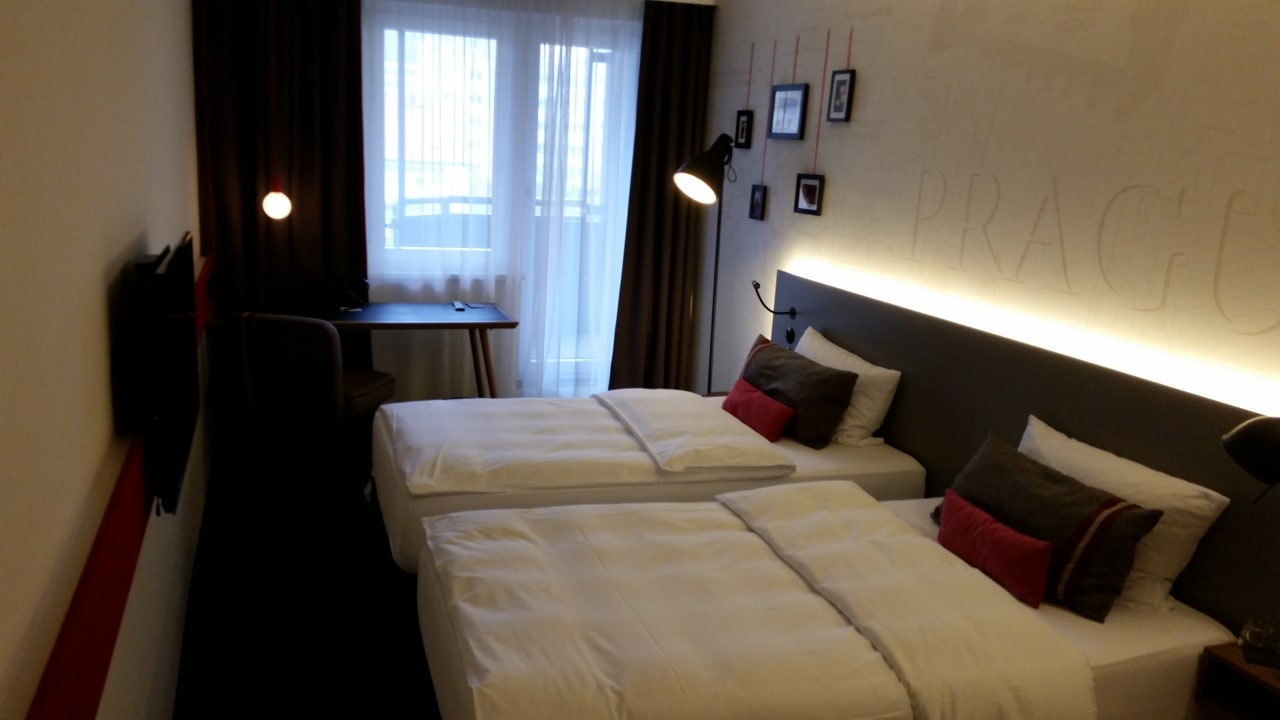 Zimmer Hotel PULSE8