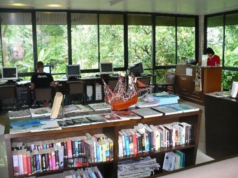 Internetraum mit Bücherei SYLVAN Koh Chang