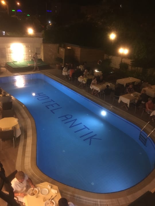 Pool Hotel Antik