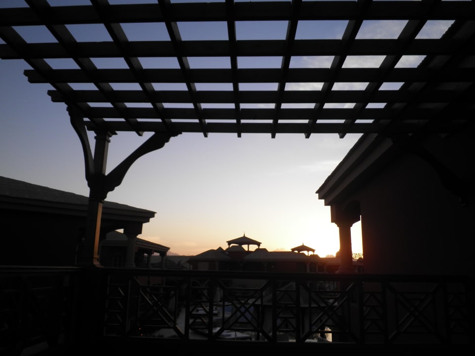 Terrasse im 400 Bereich Pickalbatros Alf Leila Wa Leila Resort - Neverland Hurghada
