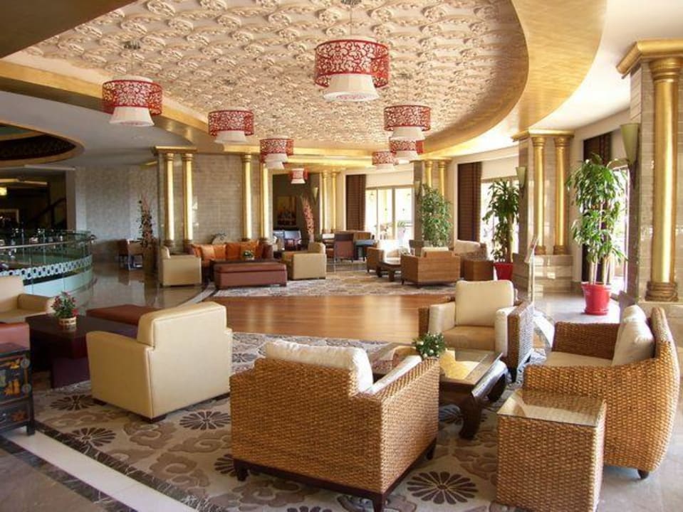 Teil der Lobby Hotel Royal Dragon
