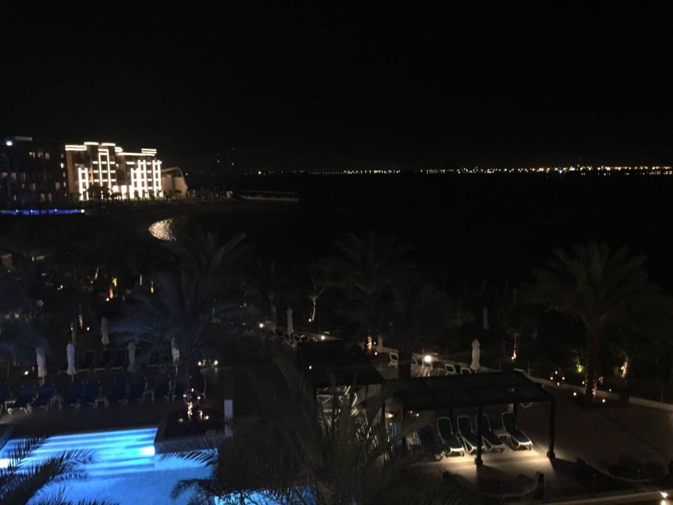 DoubleTree by Hilton Resort & Spa Marjan Island  DoubleTree by Hilton Resort & Spa Marjan Island