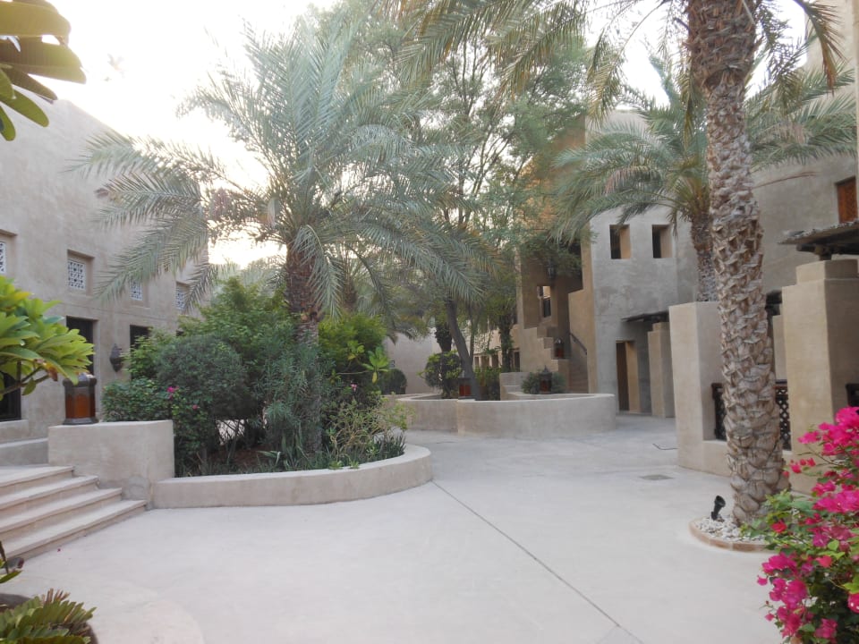 Innenbereich des Hotels Hotel Bab Al Shams Desert Resort & Spa