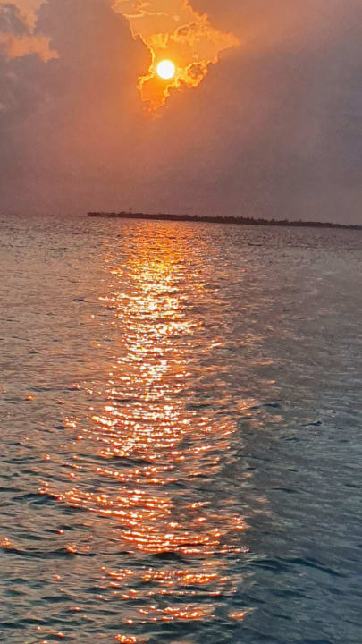 Ausblick Kuredhivaru Resort and Spa, Maldives