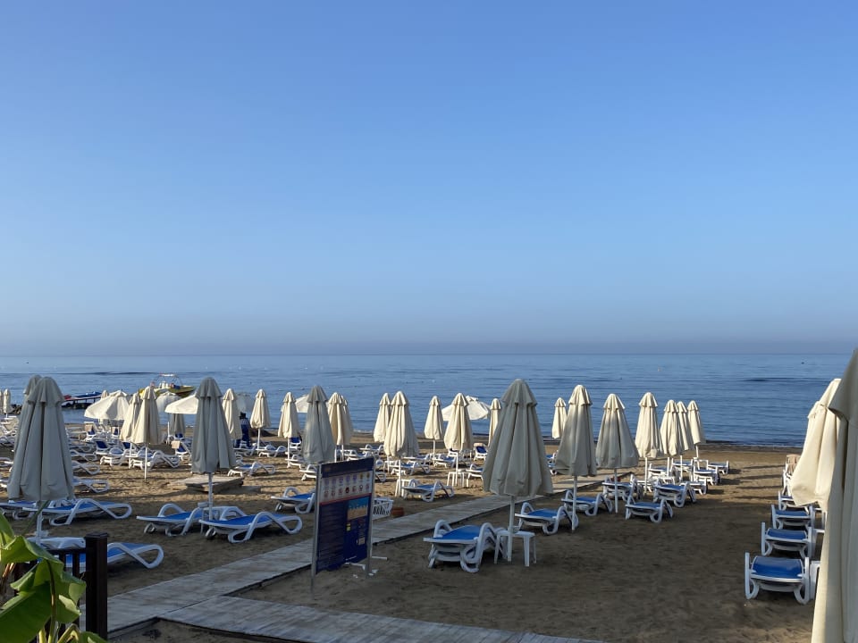 Strand Seaden Corolla Hotel