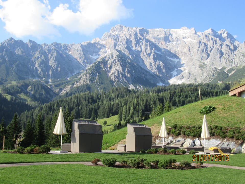 Gartenbereich zum Relaxen Übergossene Alm Resort