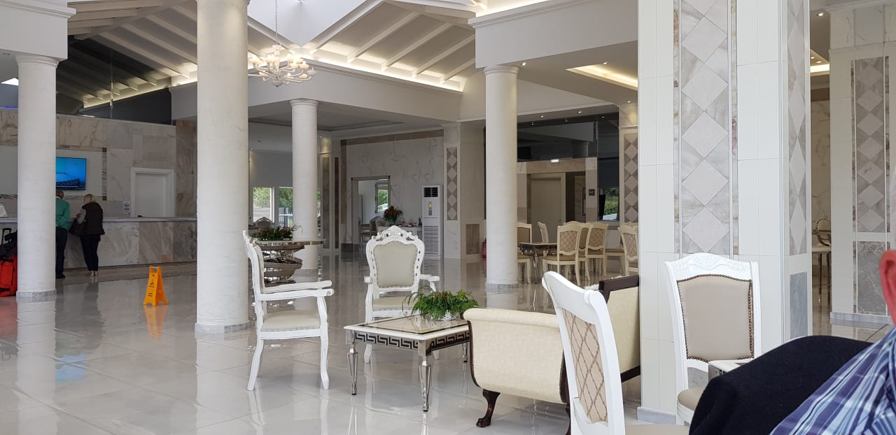 Lobby Sandy Villas Resort