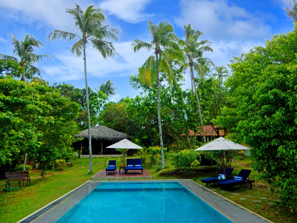 Pool Resort Kadolana Eco Village