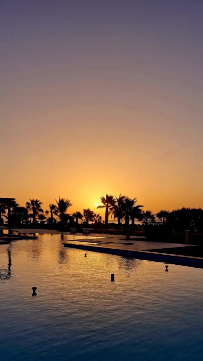 Pool Lahami Bay Beach Resort