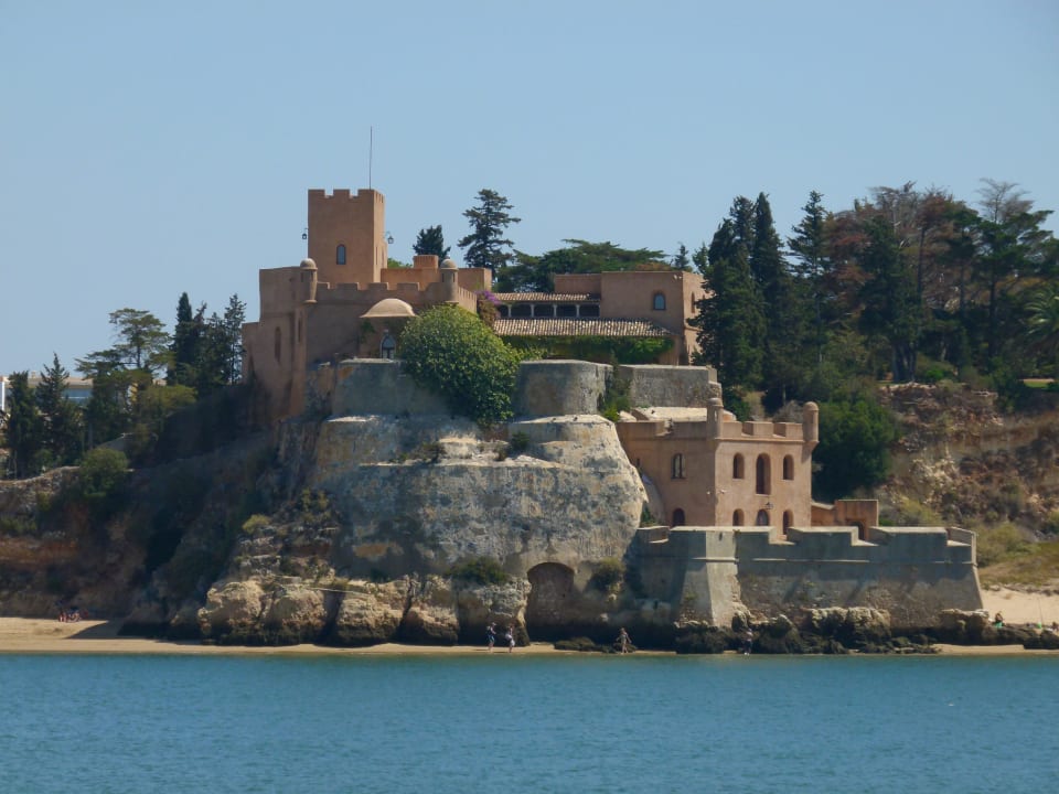 Blick vom Restaurant auf die andere Flußseite NH Marina Portimão Resort