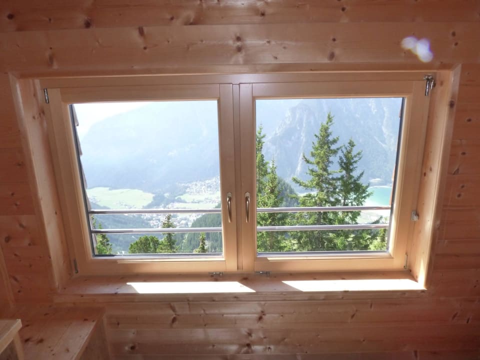 Ausblick vom Lagerfenster Erfurter Hütte