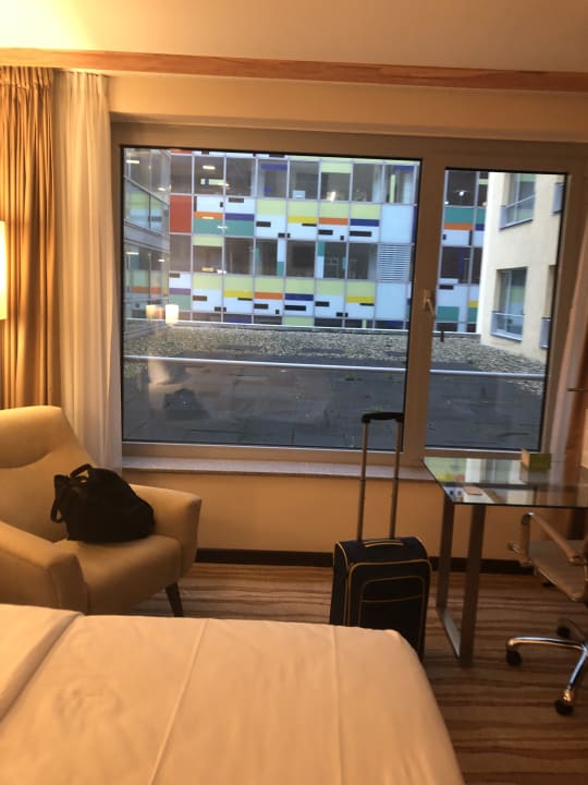Ausblick Hotel Courtyard by Marriott Düsseldorf Hafen