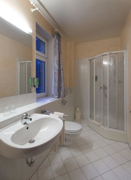 Badezimmer Landhaus Heidehof